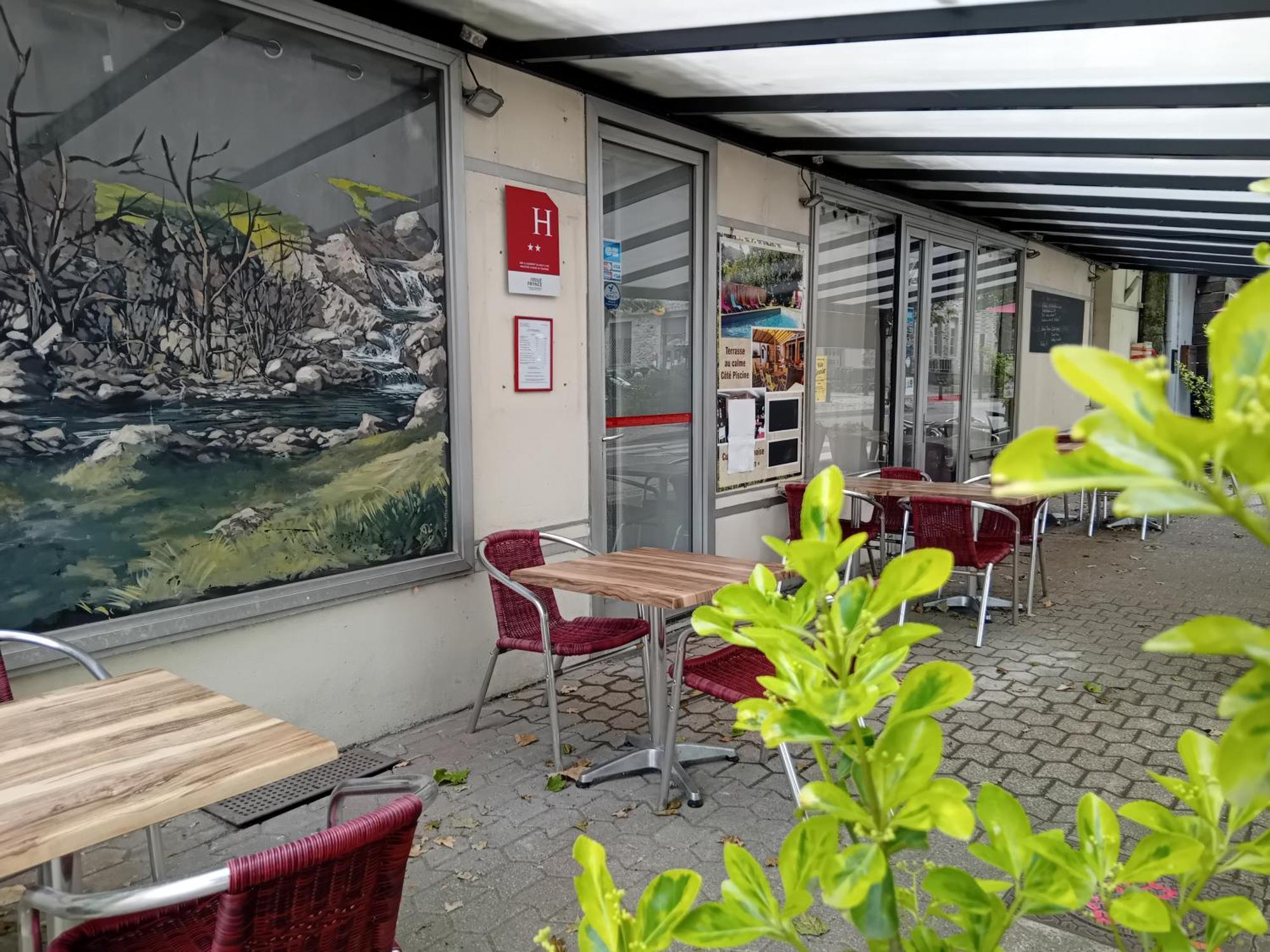 Hotel La Gravenne Thueyts Екстер'єр фото